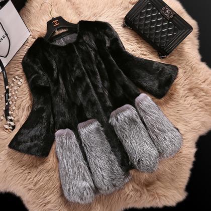 Fashion Round Neck Winter Fur Coat 8216079