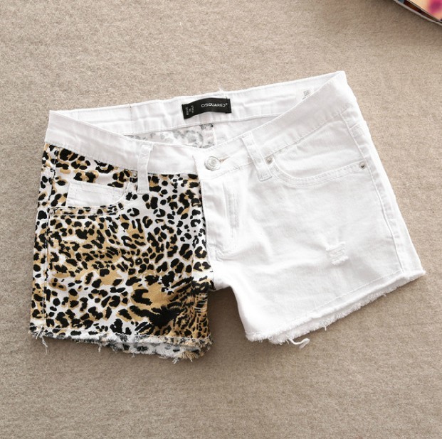 A 073001 Stitching Slim Hip Sexy Leopard Small Hole Shorts